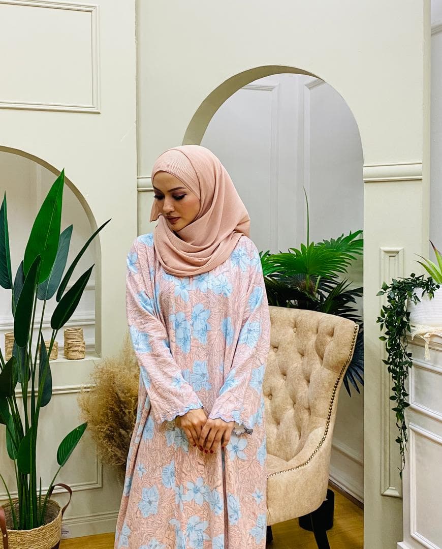 Elmy Floral Kaftan — Blush